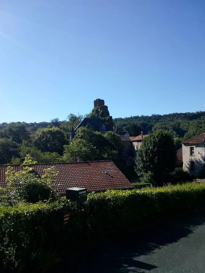 Guest house Maison Forte De Ceyssac Hotel Le Puy-en-Velay