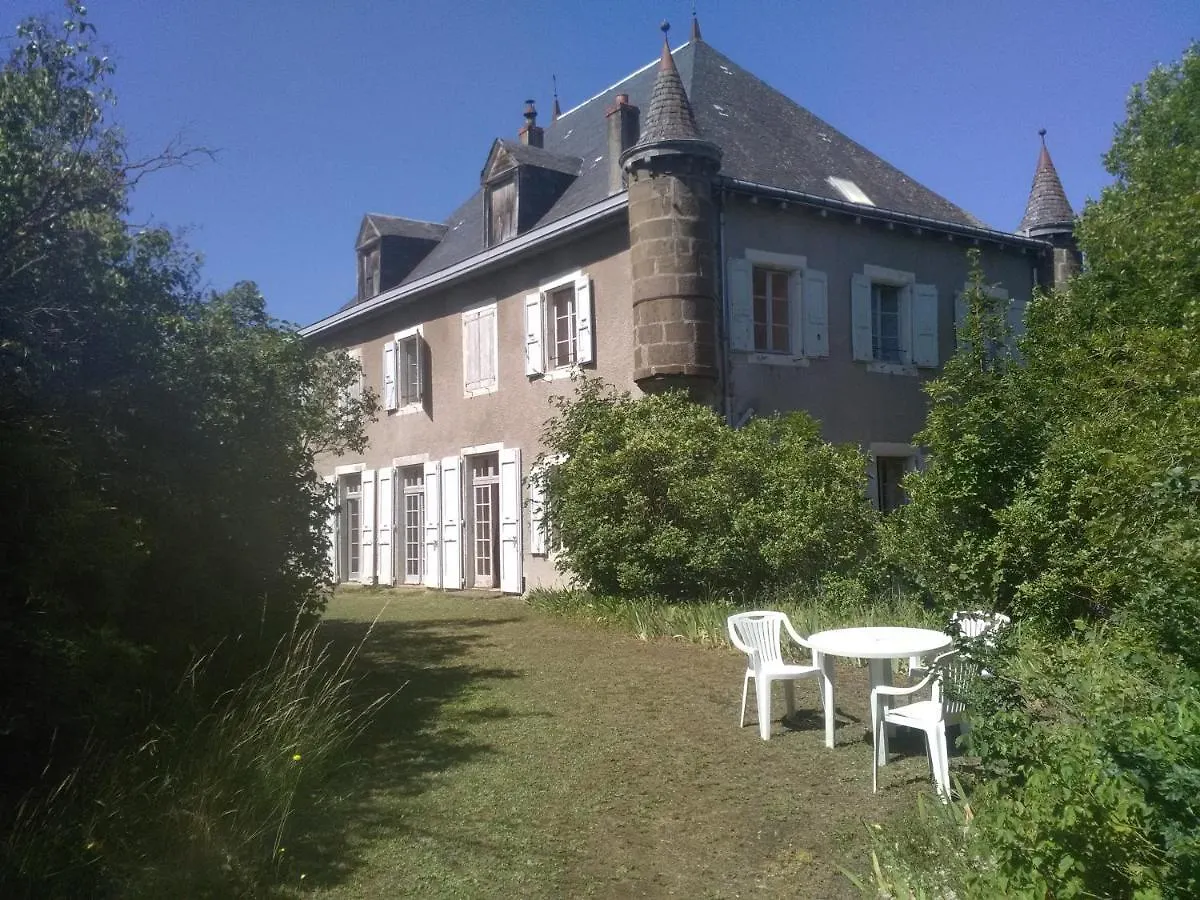 Guest house Maison Forte De Ceyssac Hotel Le Puy-en-Velay