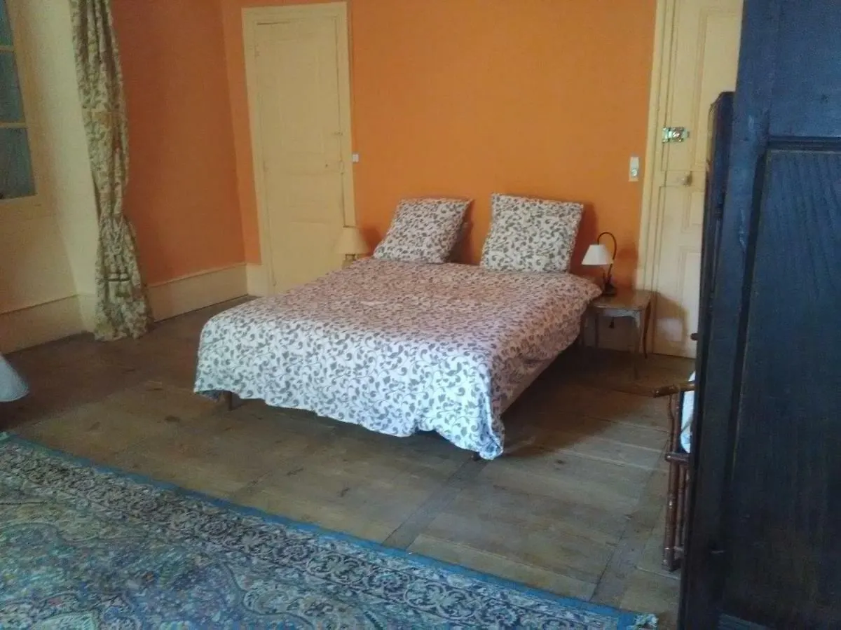 Guest house Maison Forte De Ceyssac Hotel Le Puy-en-Velay
